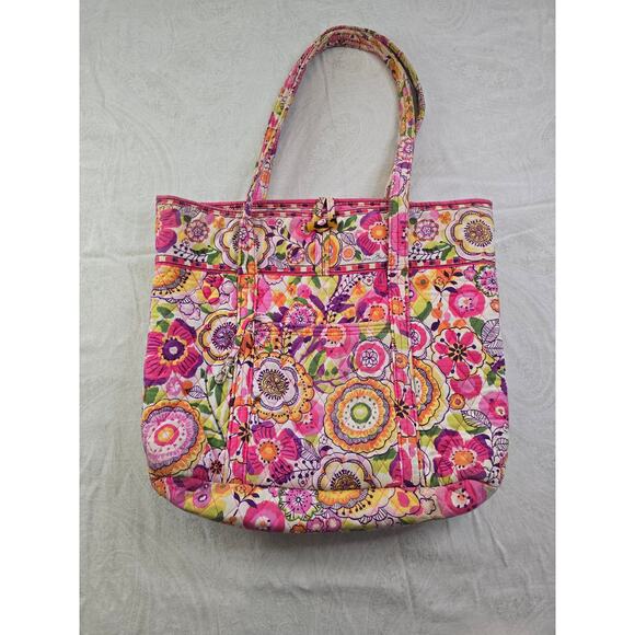 Vera Bradley 'Get Carried Away' large tote bag - Picture 1 of 9